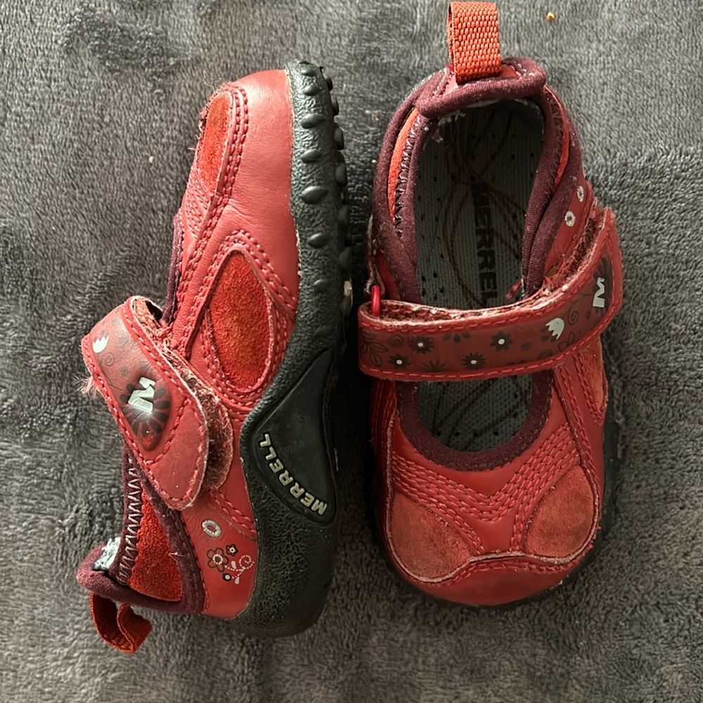 Merrell-mary Jane style shoe, red, toddler size 5
